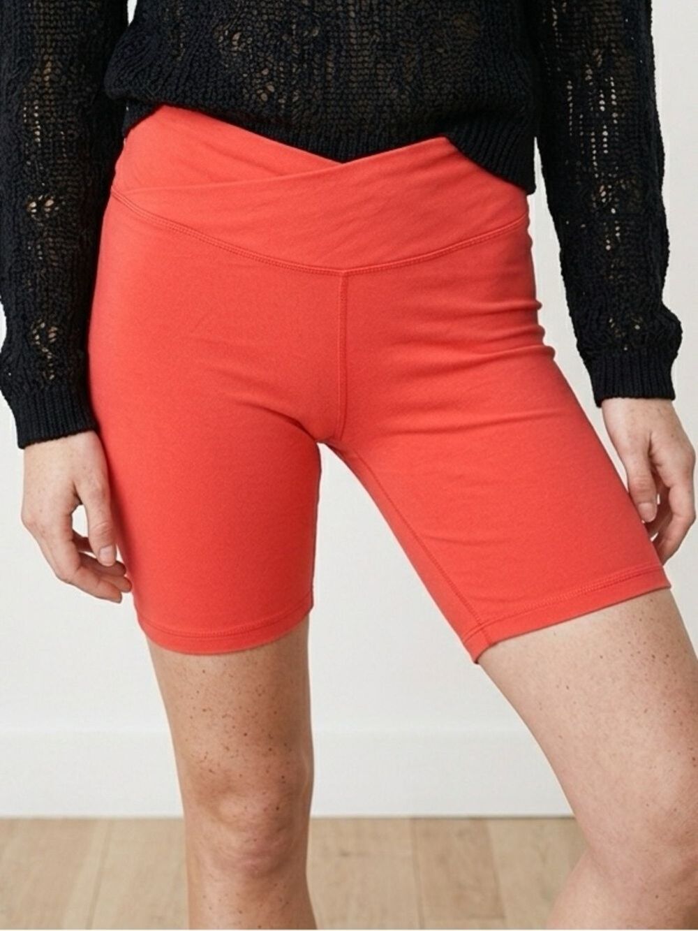 Old Navy Red Crossover-Waist Women’s Bike Shorts